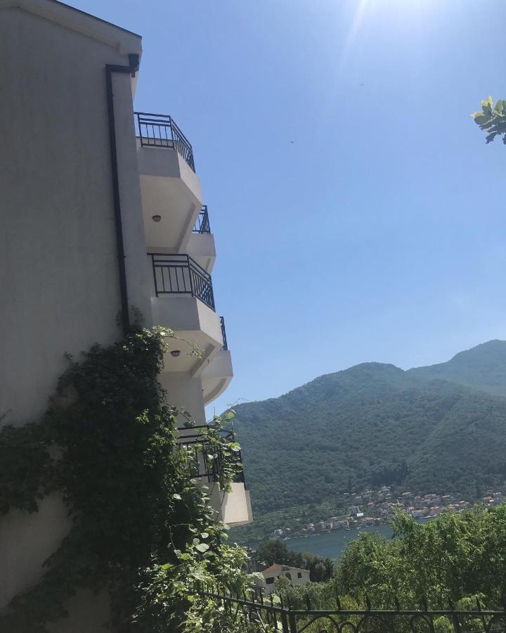 Villa Maria Apartments Kamenari Esterno foto